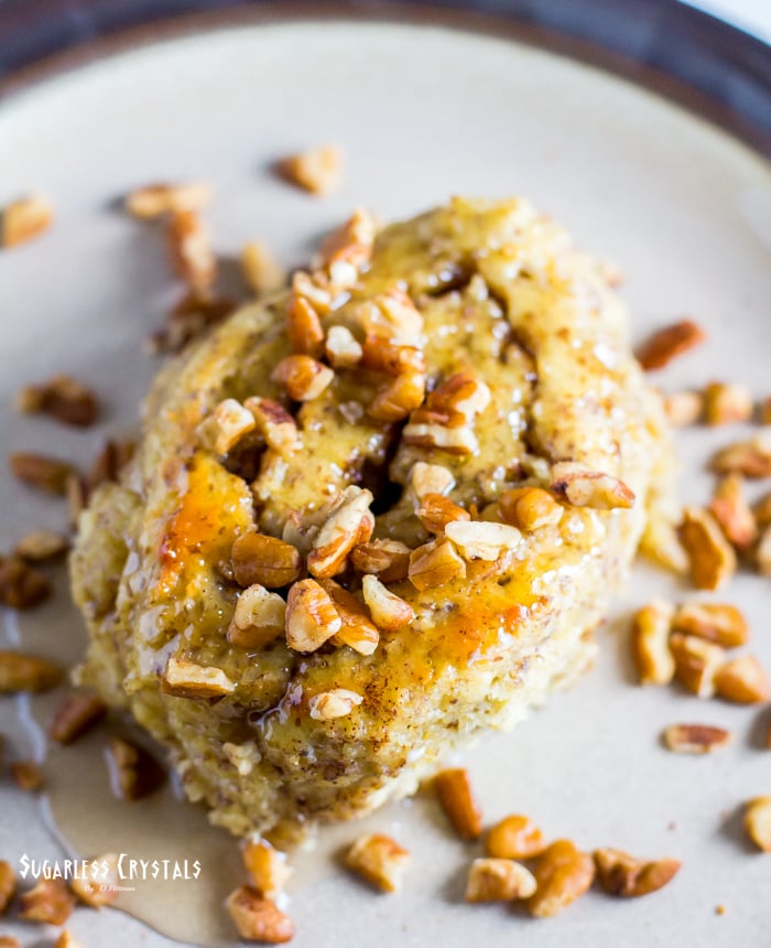 keto cinnamon roll