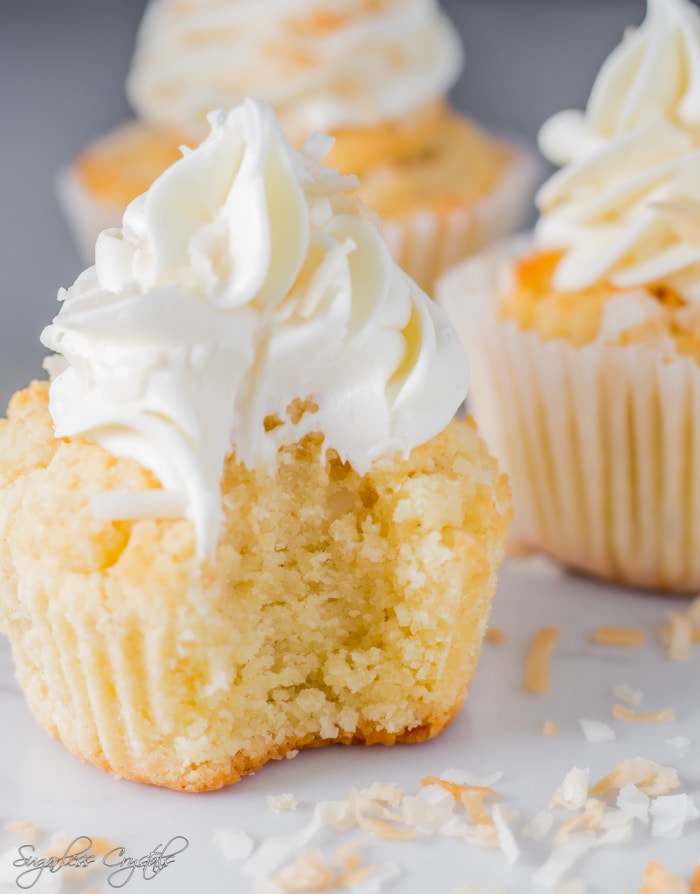Coconut butter keto cupcakes