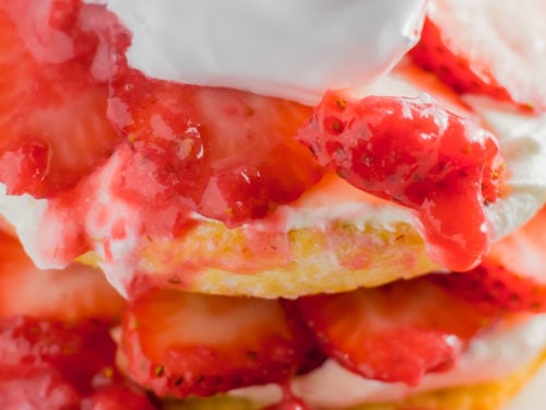 keto strawberry cake