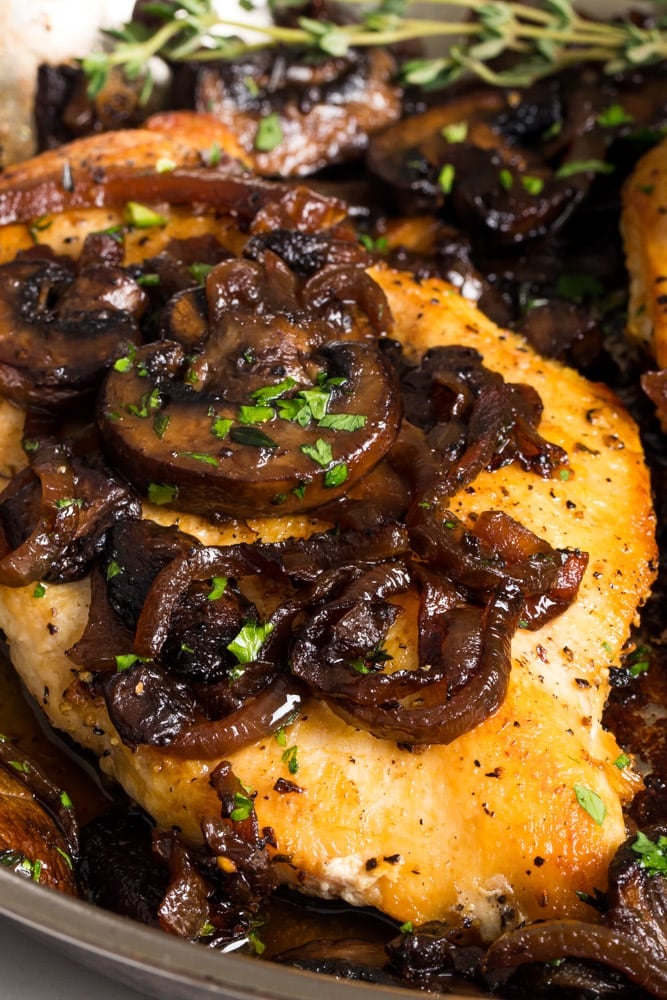 Skillet Chicken With Mushrooms And Caramelized Onions: How To