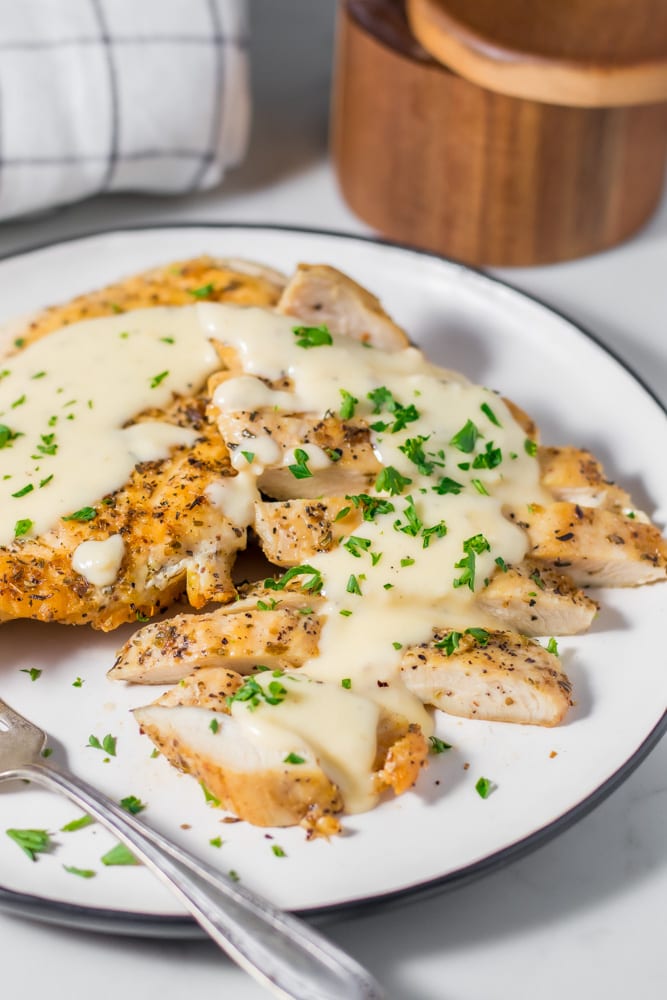 keto alfredo chicken bake