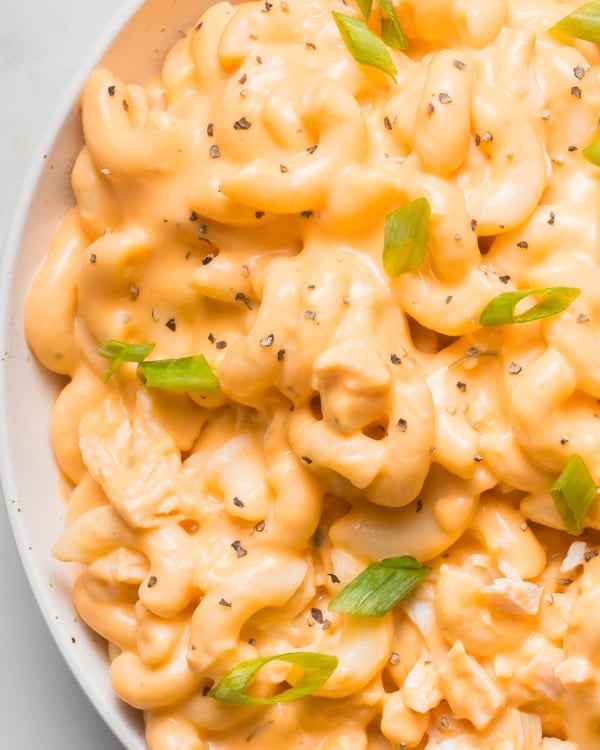 Buffalo chicken mac and cheese