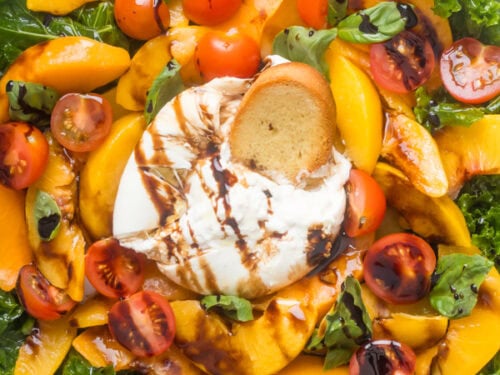 peach burrata salad