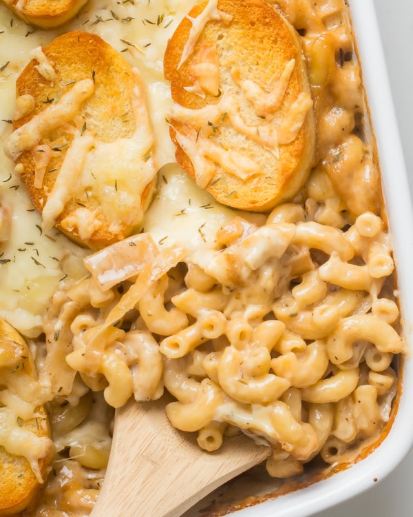 French onion mac and cheese