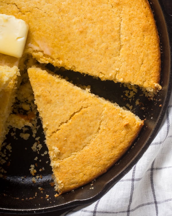 Skillet cornbread