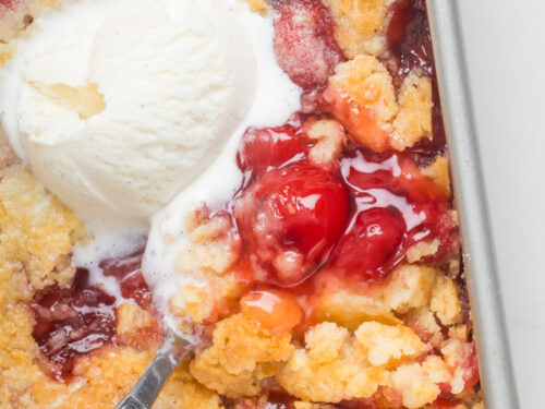 Cherry cobbler with cake mix