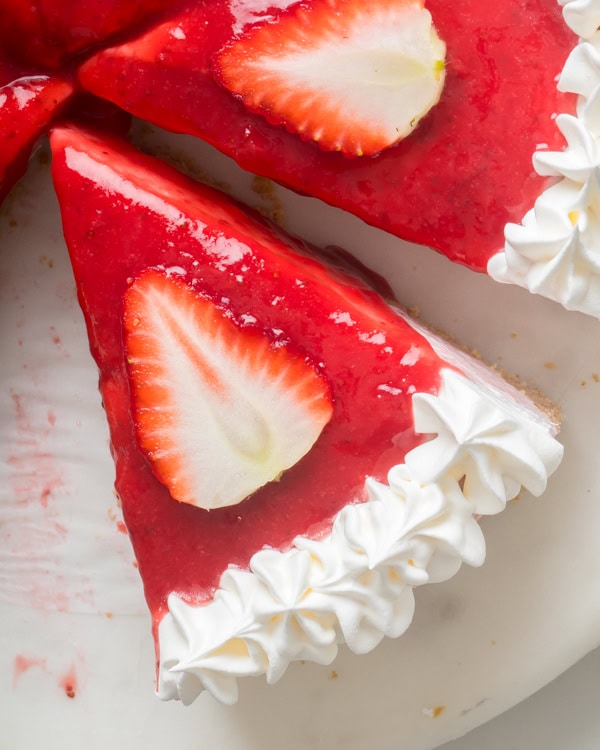 No bake strawberry cheesecake