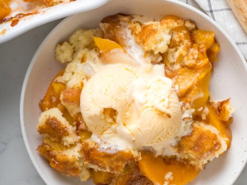 bisquick peach cobbler