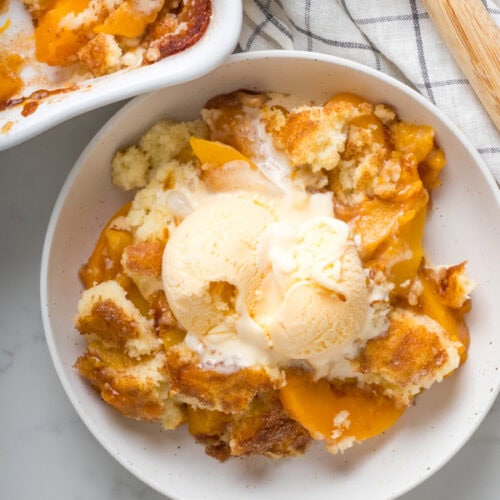 bisquick peach cobbler