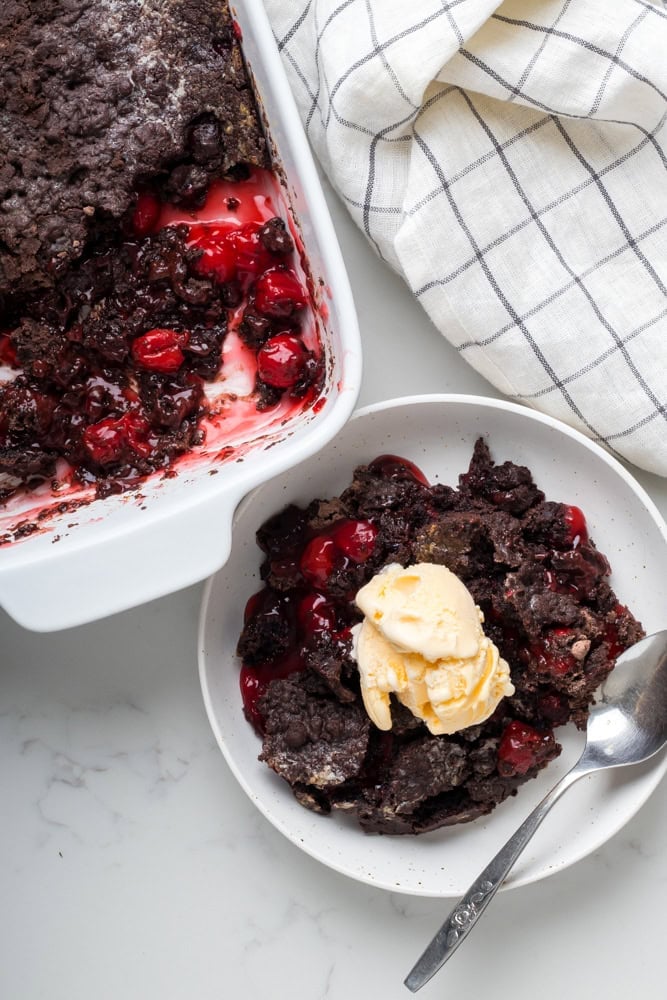 Chocolate Cherry Dump Cake 1 chocolate cherry dump cake