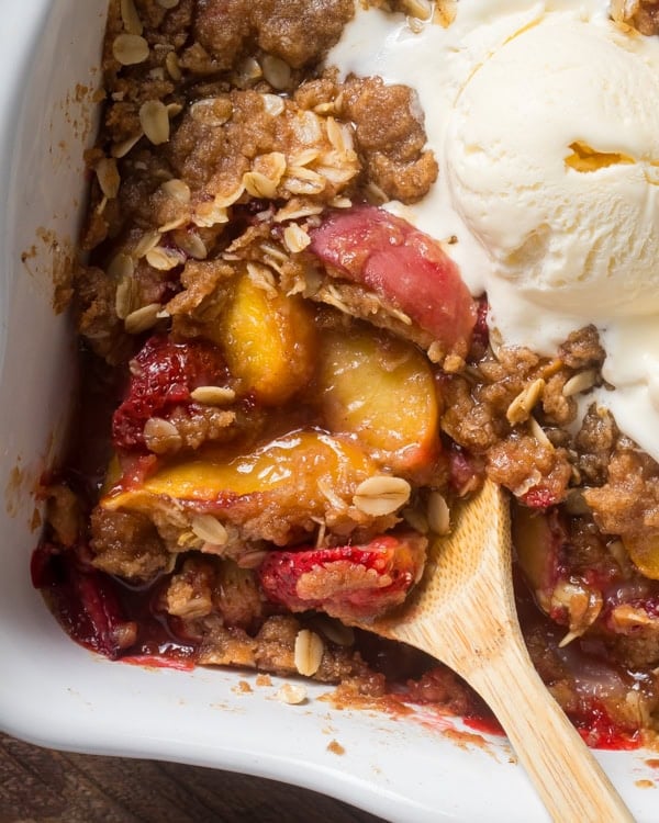 strawberry peach crisp