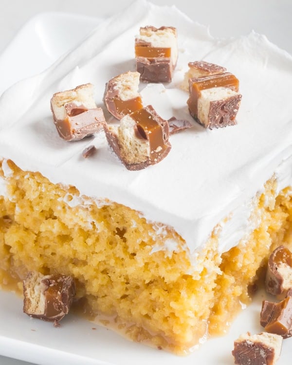 twix poke cake