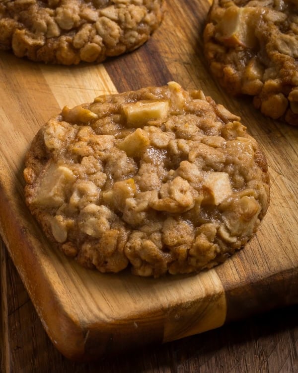apple oatmeal cookies
