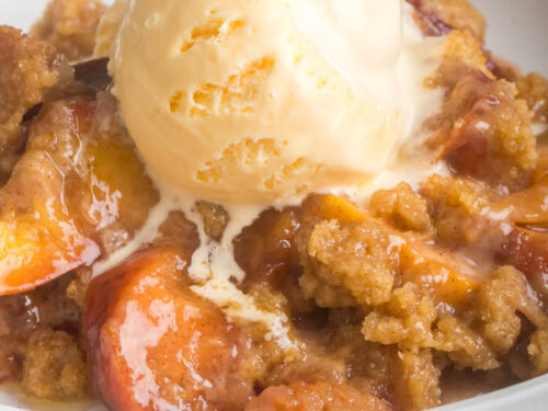 peach crumble