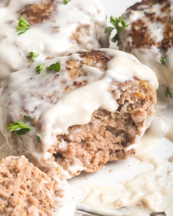 amish hamburger steak bake