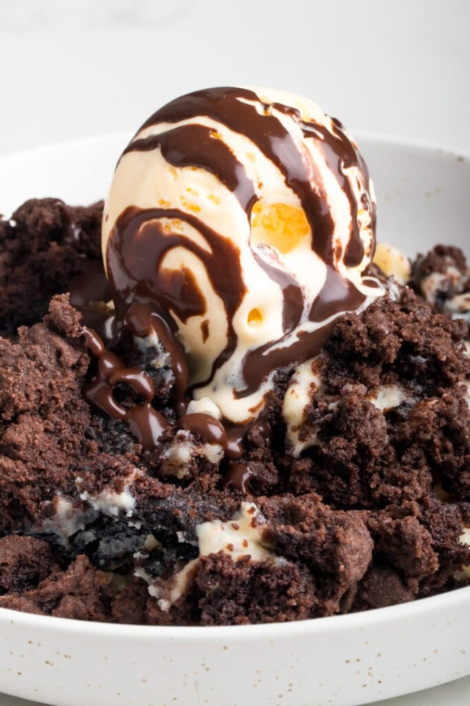 oreo dump cake