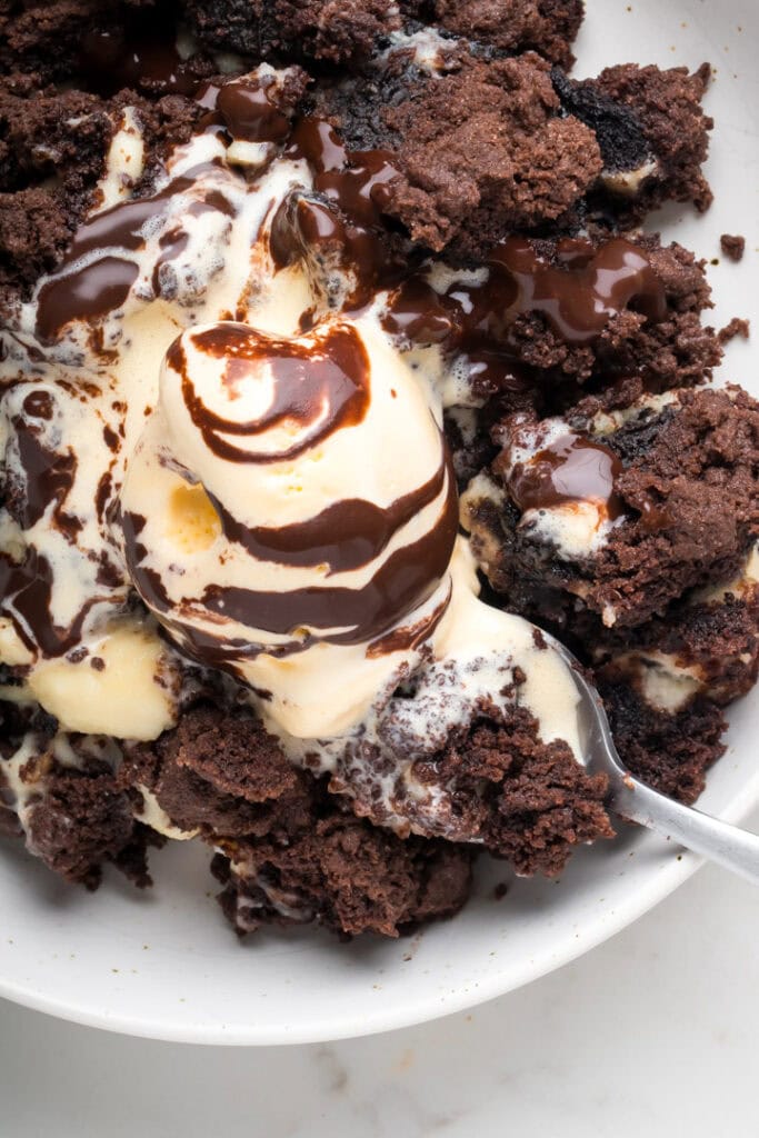 oreo dump cake