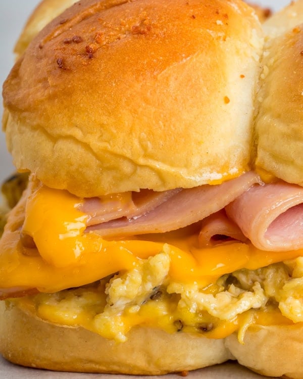 ham and cheese breakfast sliders